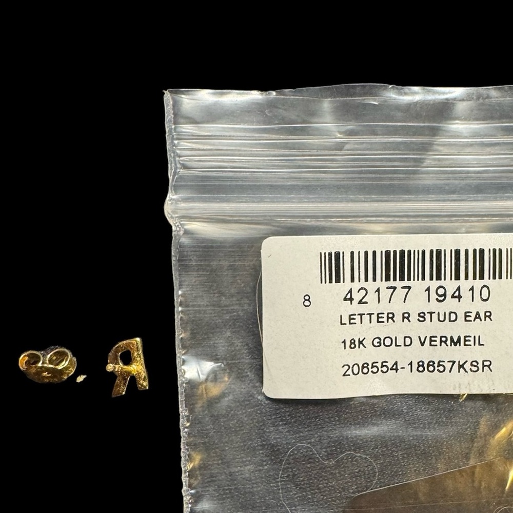 Kendra Scott Gold Initial 'R' Earring - Picture 3 of 4